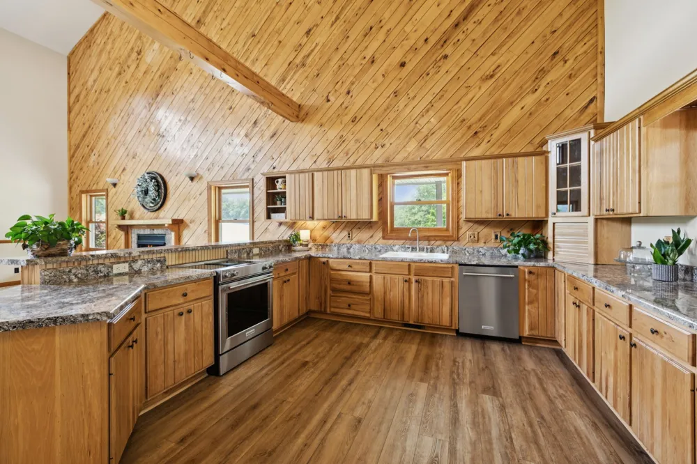4255 McFall Rd Cumberland City, TN 37050