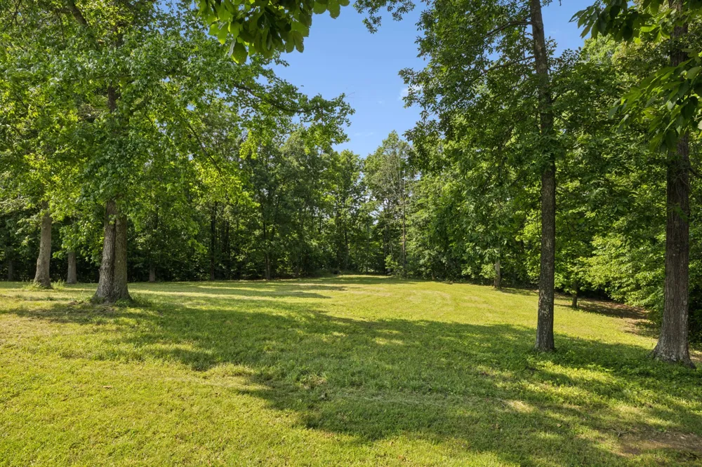 4255 McFall Rd Cumberland City, TN 37050