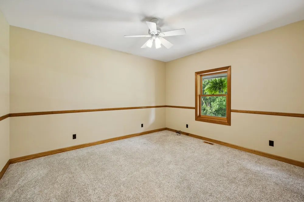 4255 McFall Rd Cumberland City, TN 37050