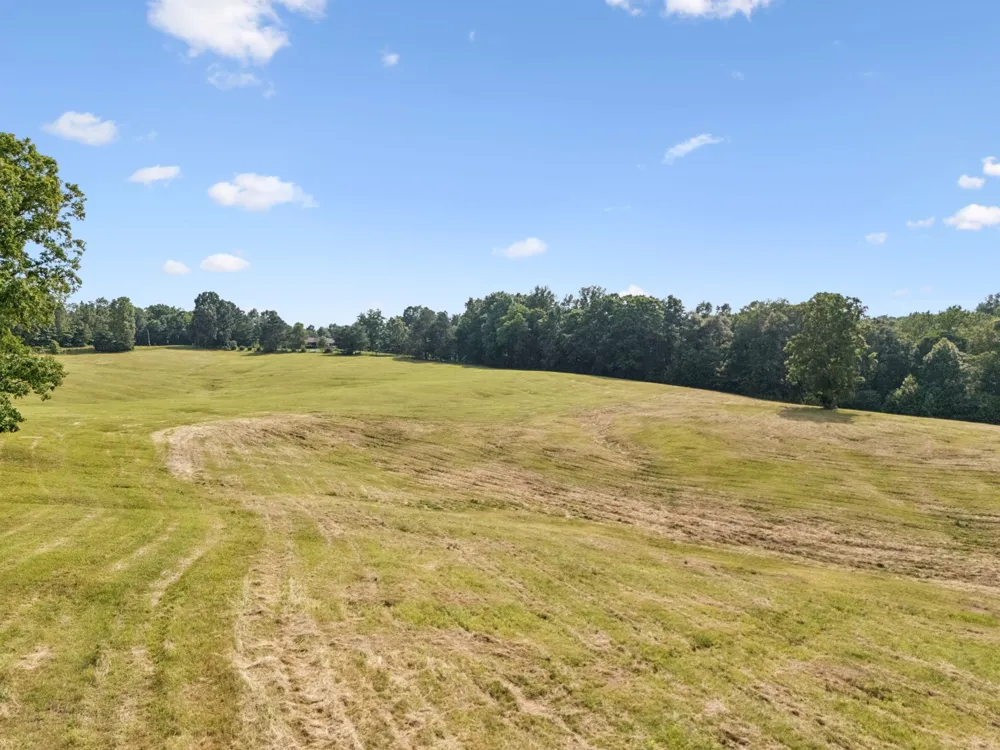 4255 McFall Rd Cumberland City, TN 37050