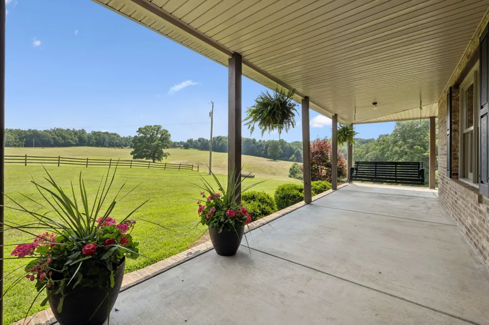 4255 McFall Rd Cumberland City, TN 37050
