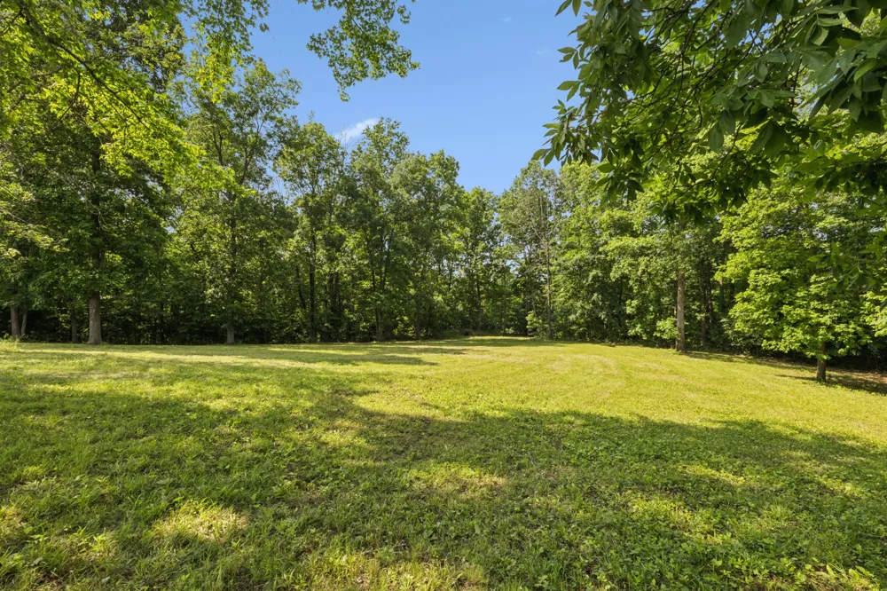 4255 McFall Rd Cumberland City, TN 37050