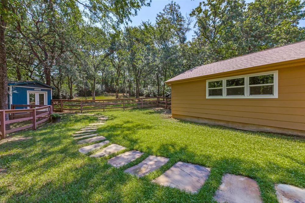 290 Aqua Marine Drive Oak Point, TX 75068
