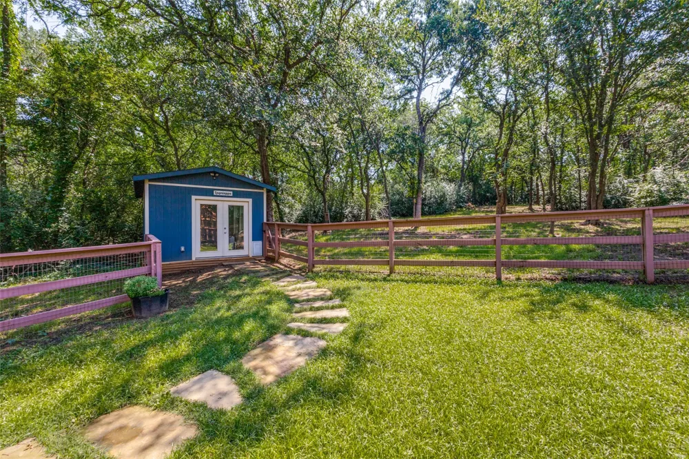 290 Aqua Marine Drive Oak Point, TX 75068