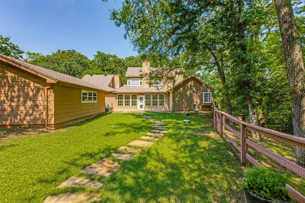290 Aqua Marine Drive Oak Point, TX 75068