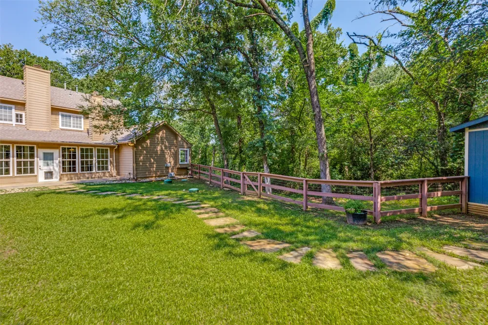 290 Aqua Marine Drive Oak Point, TX 75068