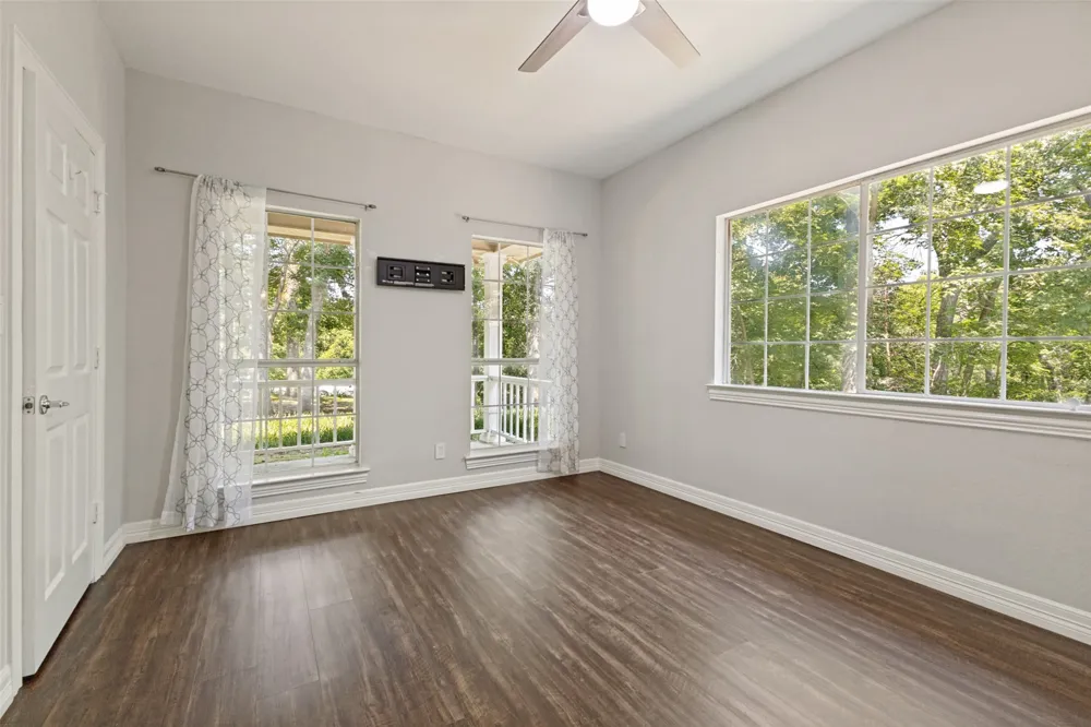 290 Aqua Marine Drive Oak Point, TX 75068