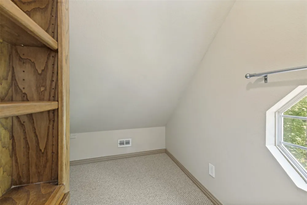 290 Aqua Marine Drive Oak Point, TX 75068