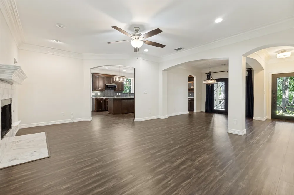 290 Aqua Marine Drive Oak Point, TX 75068