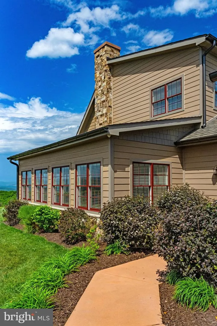 820 SHADYSIDE ROAD Elk Garden, WV 26717