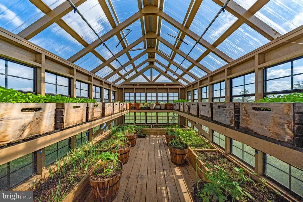 820 SHADYSIDE ROAD Elk Garden, WV 26717