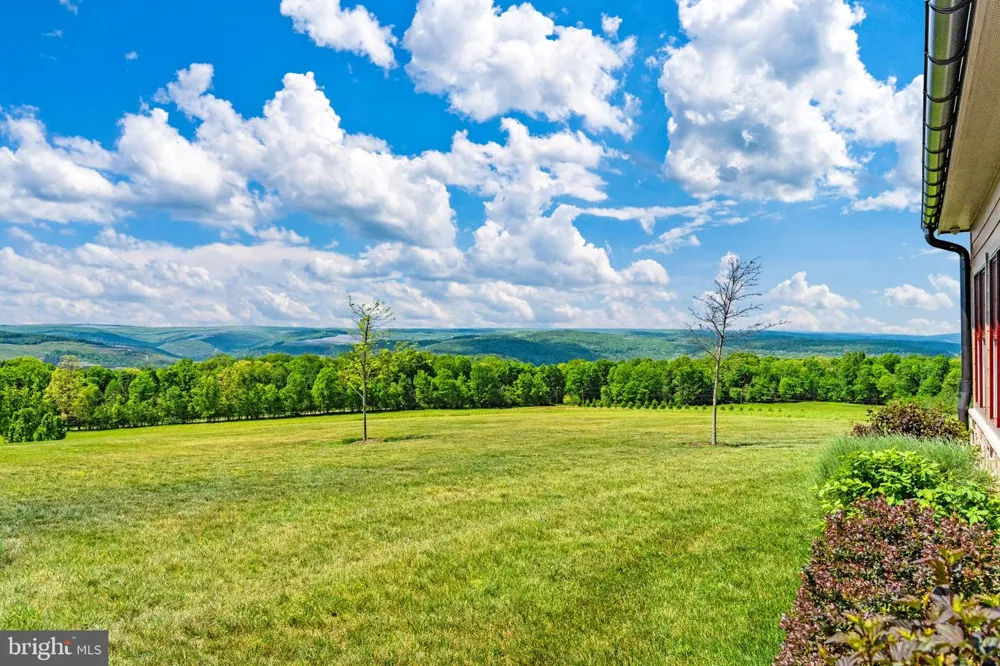 820 SHADYSIDE ROAD Elk Garden, WV 26717