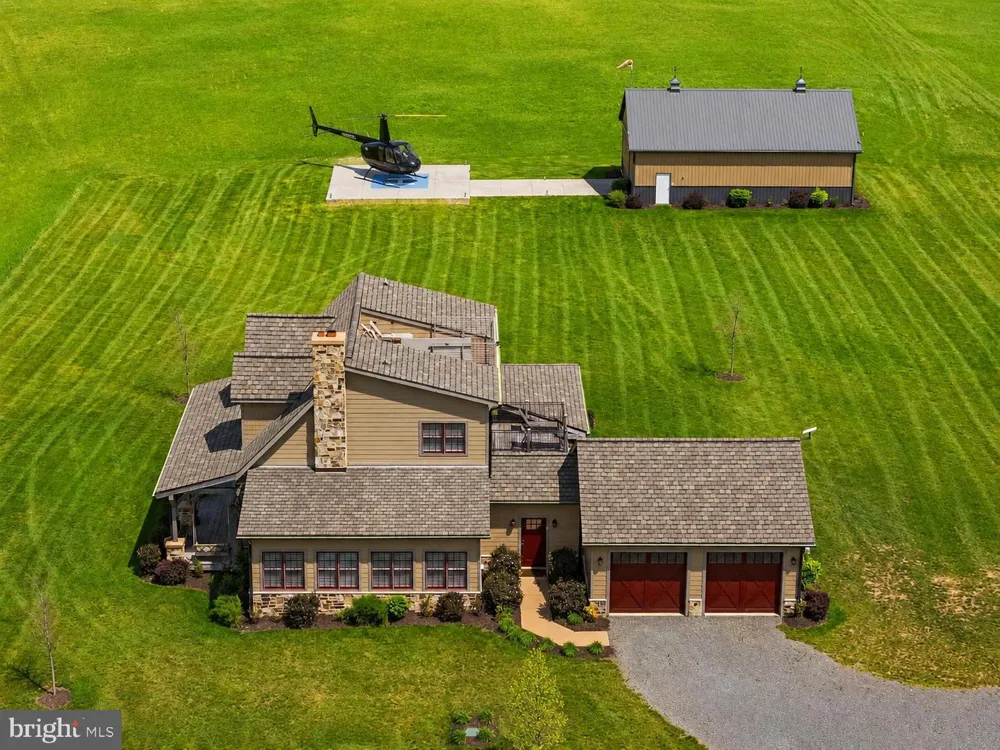 820 SHADYSIDE ROAD Elk Garden, WV 26717
