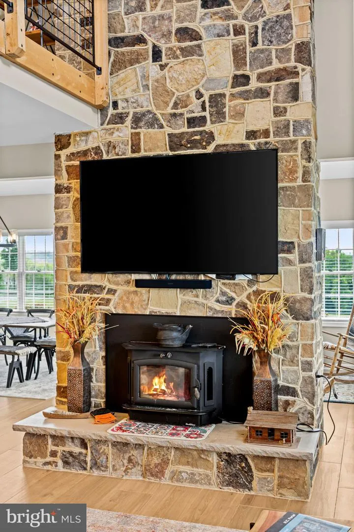 820 SHADYSIDE ROAD Elk Garden, WV 26717