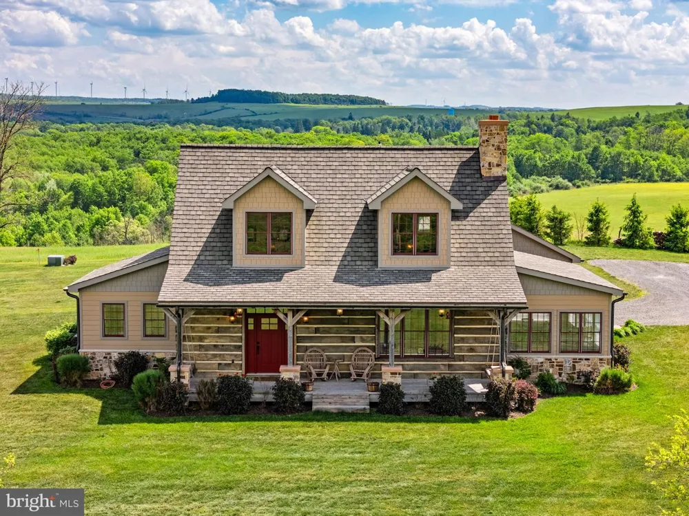 820 SHADYSIDE ROAD Elk Garden, WV 26717