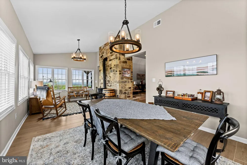 820 SHADYSIDE ROAD Elk Garden, WV 26717