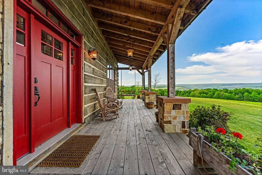 820 SHADYSIDE ROAD Elk Garden, WV 26717