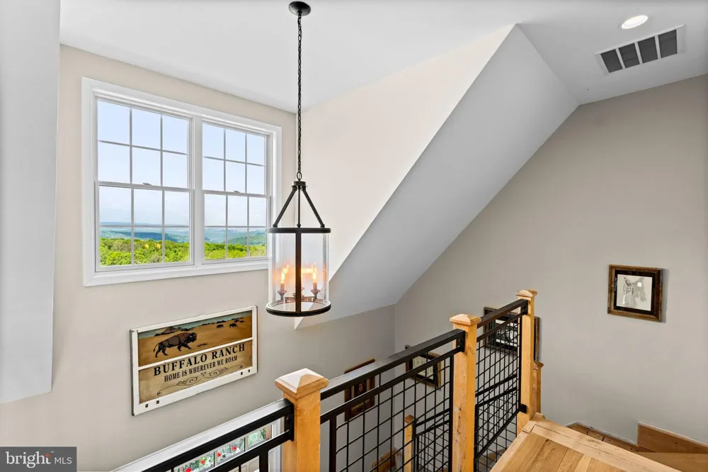 820 SHADYSIDE ROAD Elk Garden, WV 26717