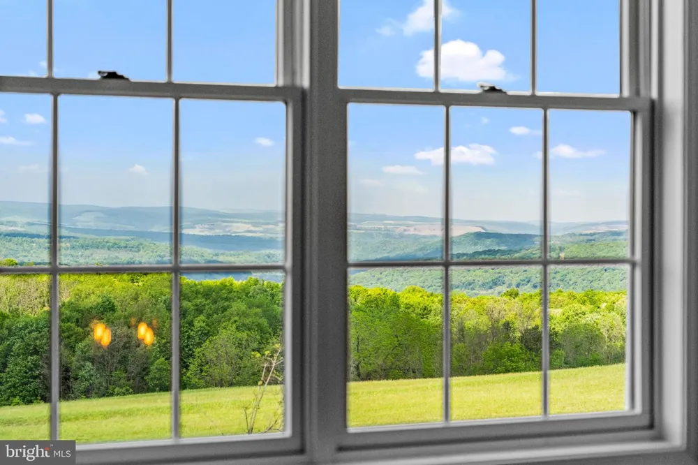 820 SHADYSIDE ROAD Elk Garden, WV 26717