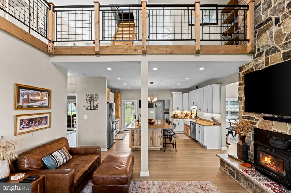 820 SHADYSIDE ROAD Elk Garden, WV 26717