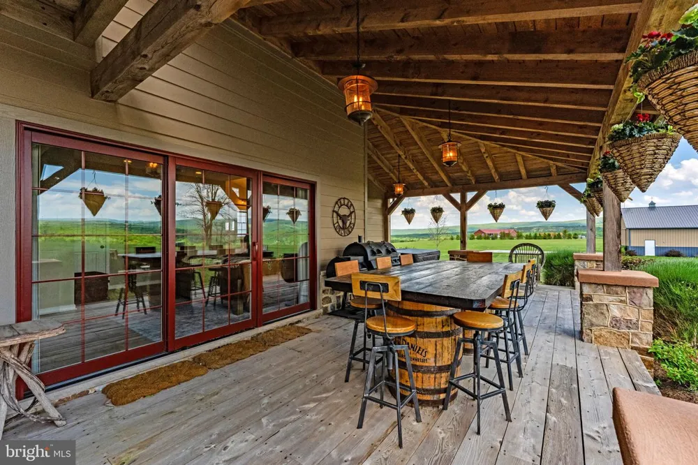 820 SHADYSIDE ROAD Elk Garden, WV 26717