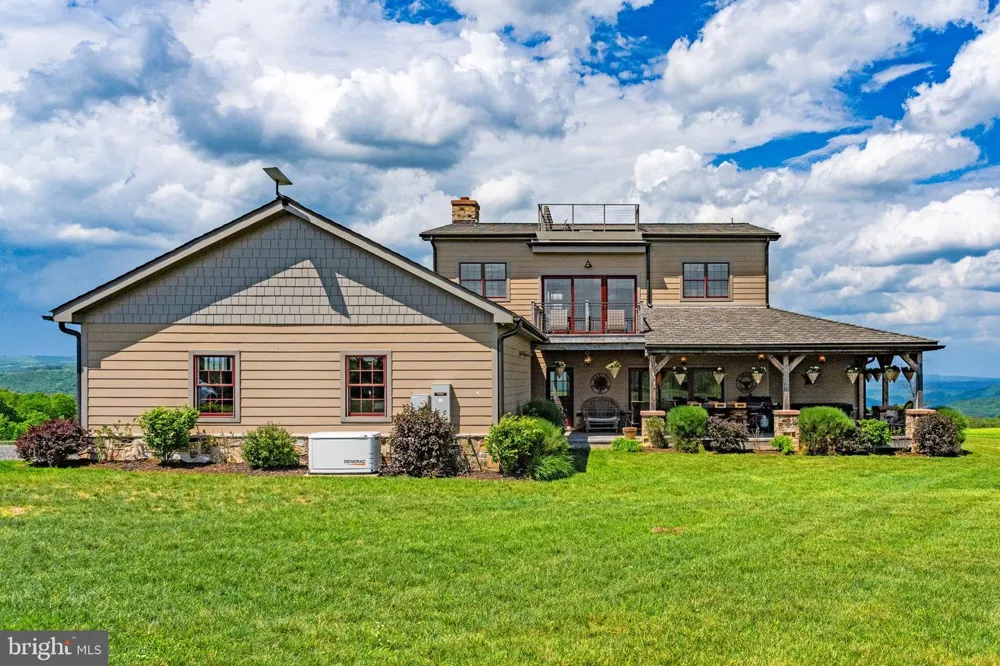 820 SHADYSIDE ROAD Elk Garden, WV 26717