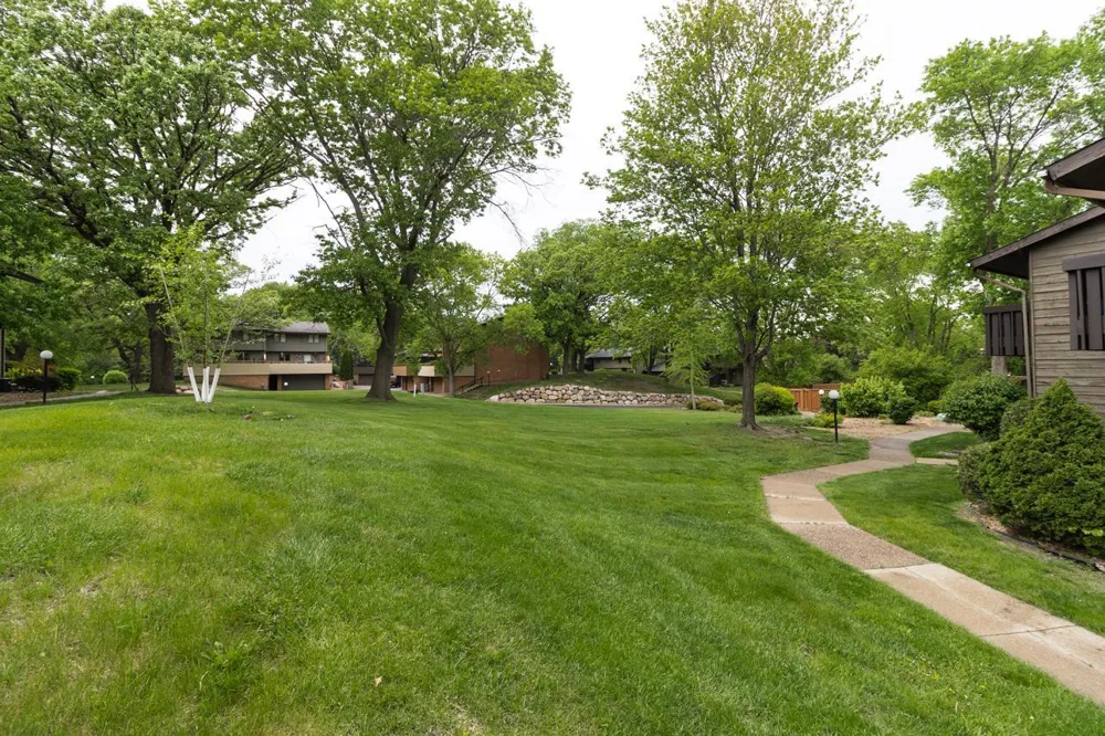 1217 Brighton Square New Brighton, MN 55112