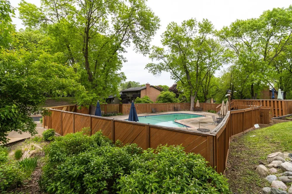 1217 Brighton Square New Brighton, MN 55112