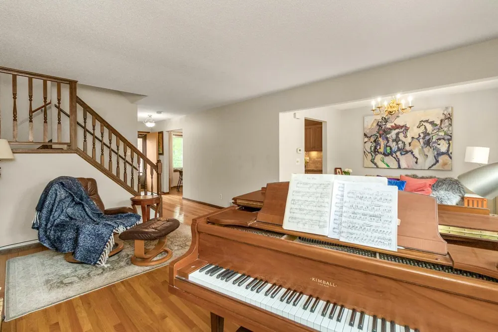 1217 Brighton Square New Brighton, MN 55112