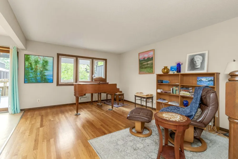 1217 Brighton Square New Brighton, MN 55112