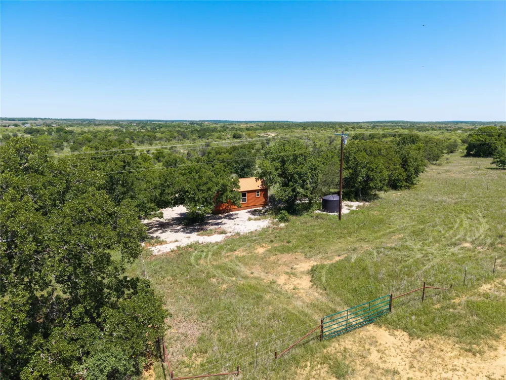 7582 Fm 2652 Loving, TX 76460
