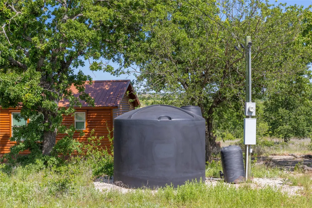 7582 Fm 2652 Loving, TX 76460