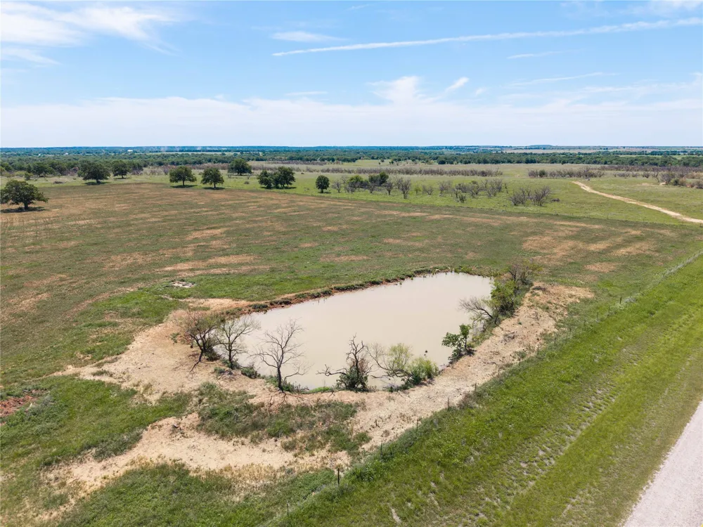 7582 Fm 2652 Loving, TX 76460