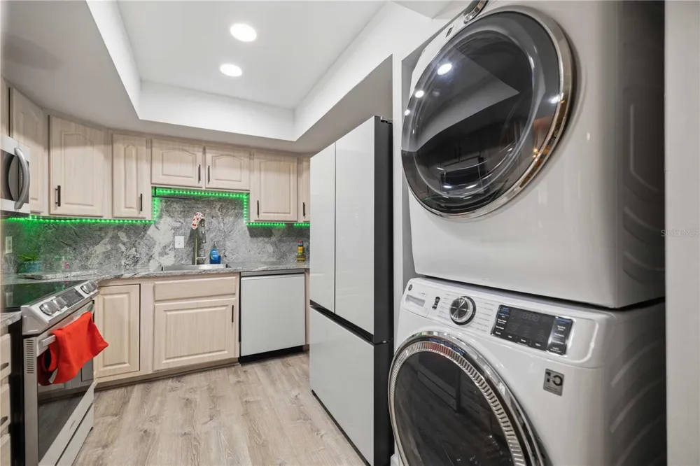 681 MIDWAY DRIVE #B ocala, FL 34472