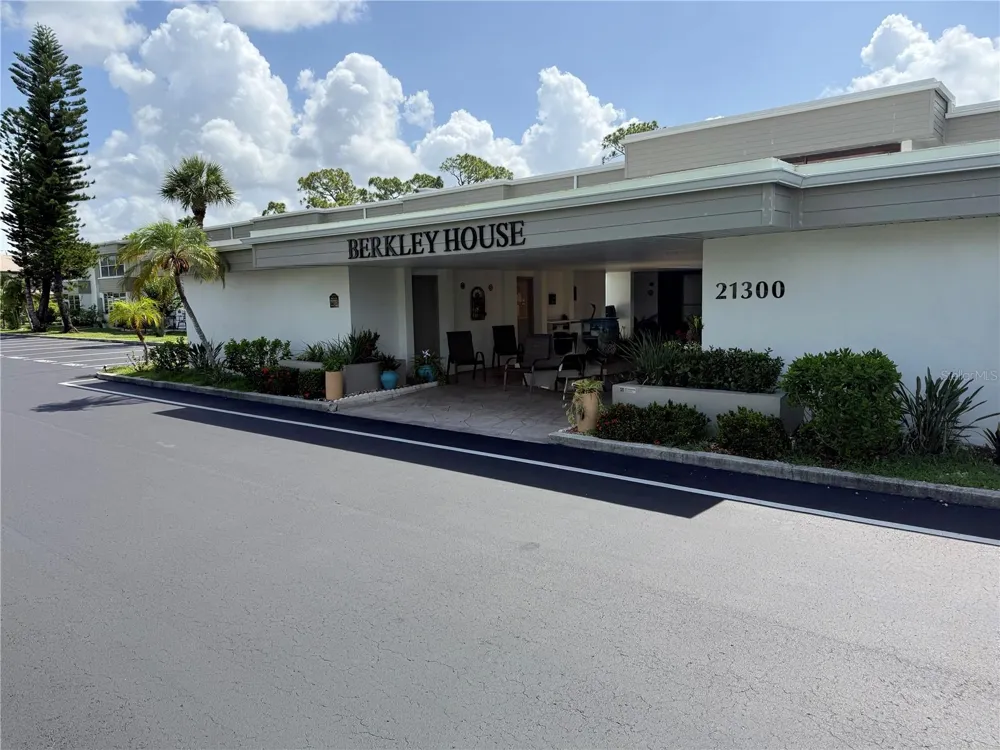 21300 BRINSON AVENUE #101 Port Charlotte, FL 33952