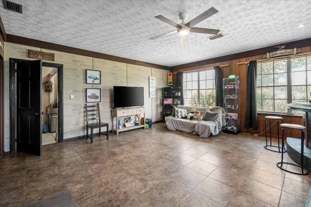 7422 S COUNTY ROAD 231 Lake Butler, FL 32054