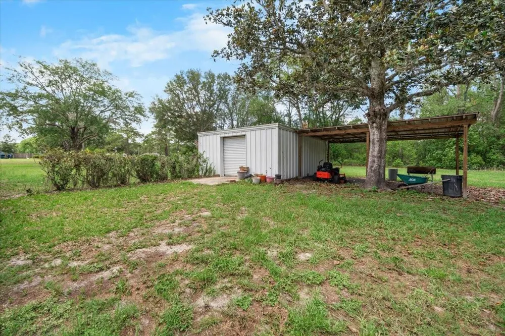 7422 S COUNTY ROAD 231 Lake Butler, FL 32054