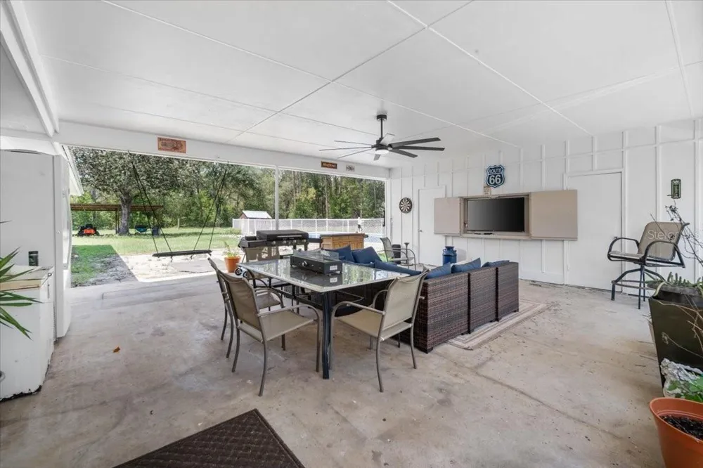 7422 S COUNTY ROAD 231 Lake Butler, FL 32054