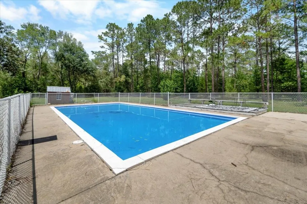 7422 S COUNTY ROAD 231 Lake Butler, FL 32054