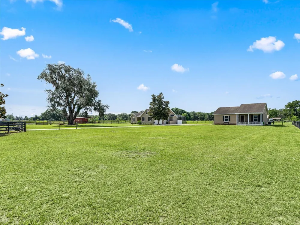2223 CR 543 Sumterville, FL 33585