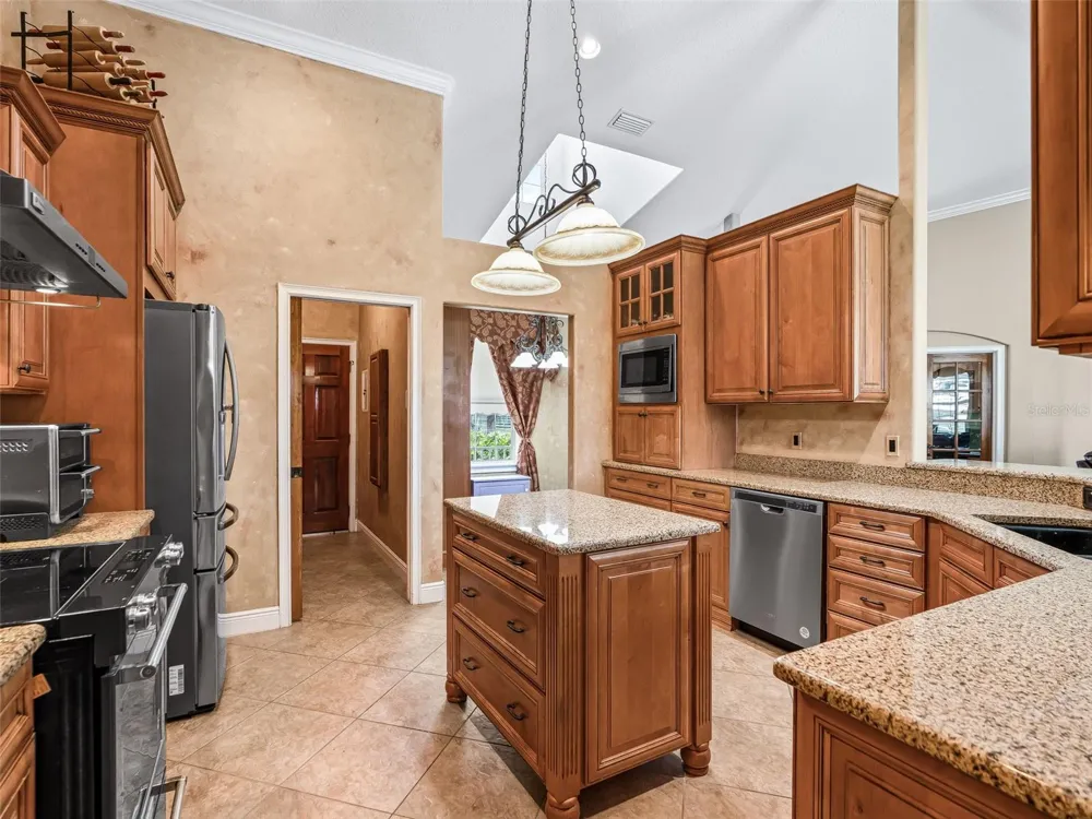 2223 CR 543 Sumterville, FL 33585