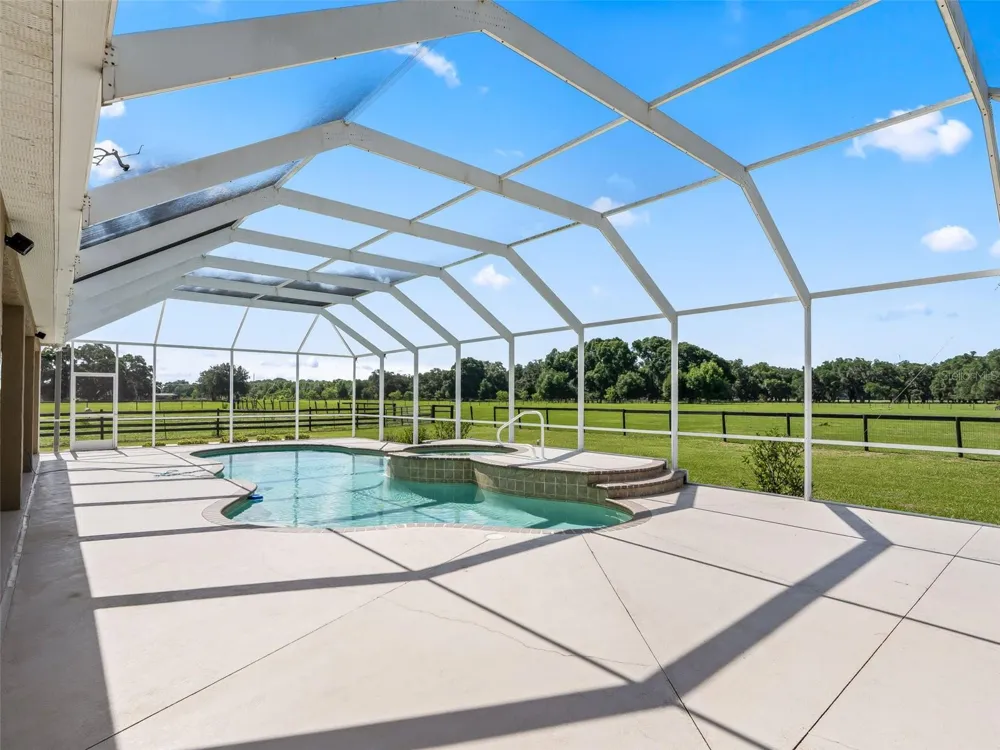 2223 CR 543 Sumterville, FL 33585
