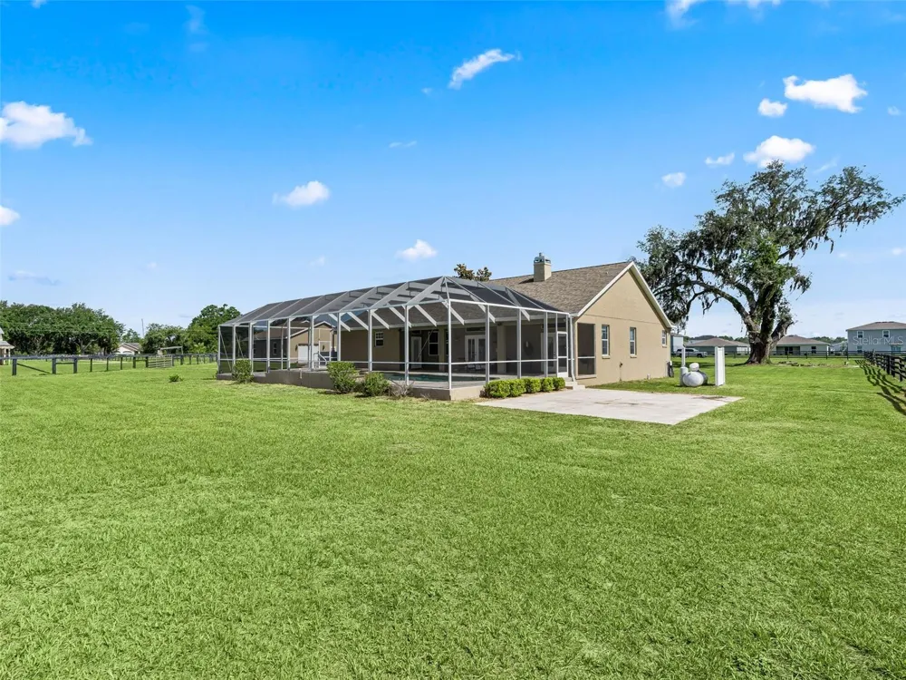 2223 CR 543 Sumterville, FL 33585