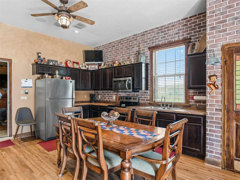 2223 CR 543 Sumterville, FL 33585