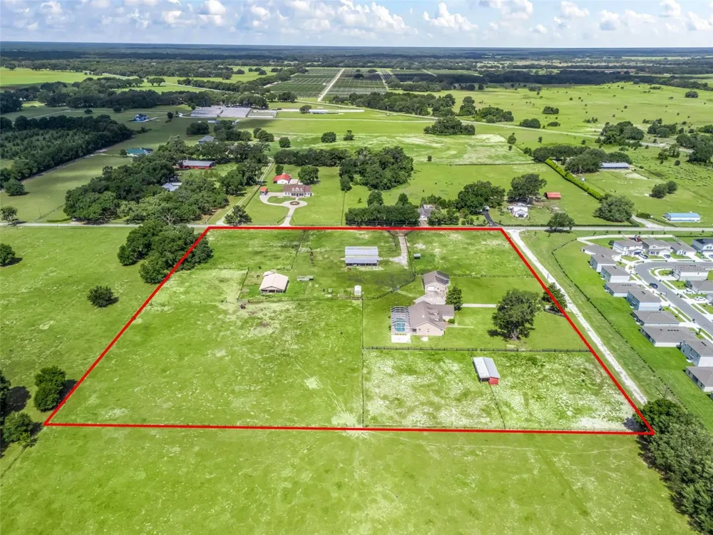 2223 CR 543 Sumterville, FL 33585