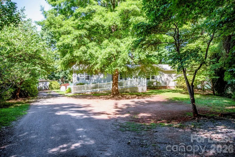447 Kemp Road Mooresville, NC 28117