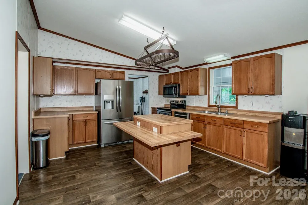 447 Kemp Road Mooresville, NC 28117