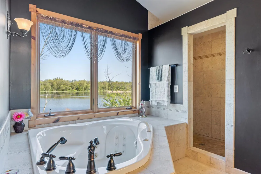 33754 Pineview Lane Crosslake, MN 56442
