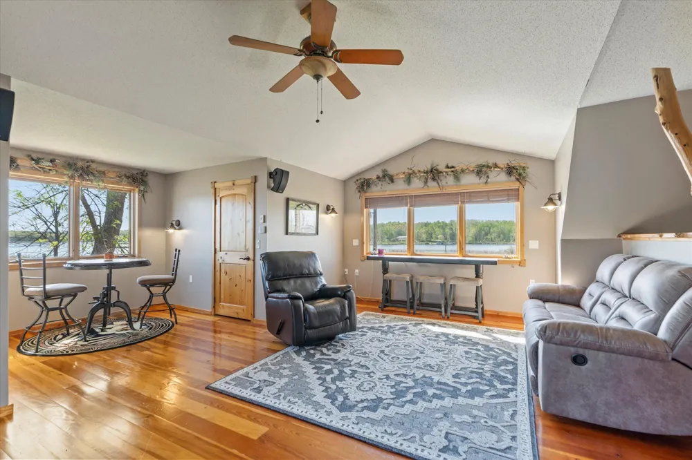33754 Pineview Lane Crosslake, MN 56442