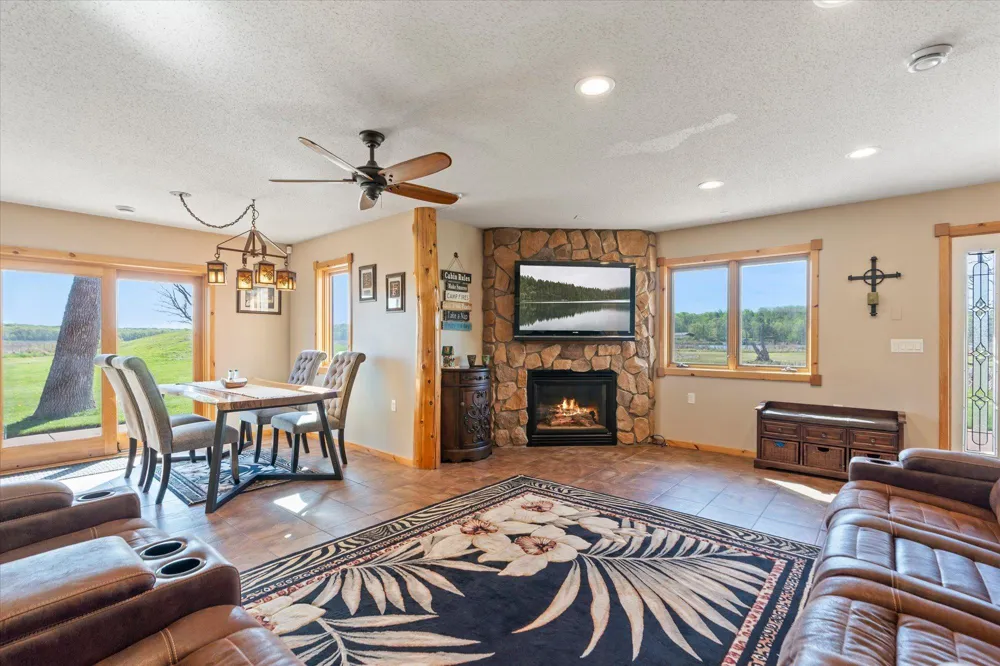 33754 Pineview Lane Crosslake, MN 56442